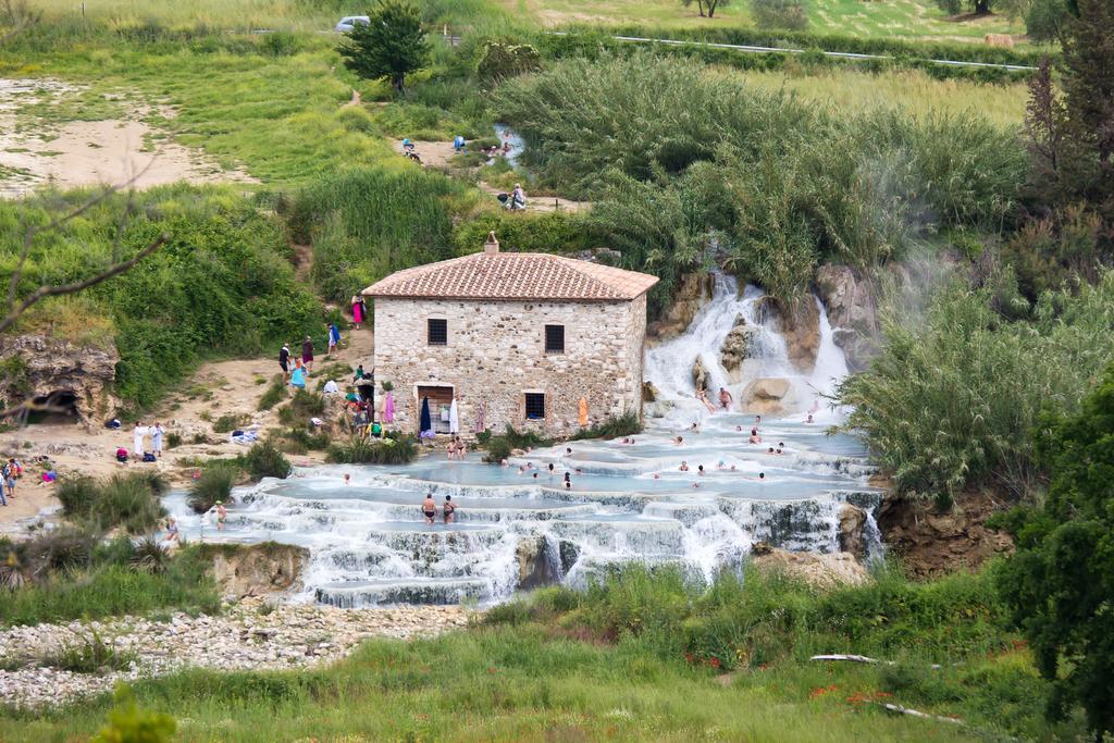 Agriturismo Il Giardino Saturnia Exterior photo